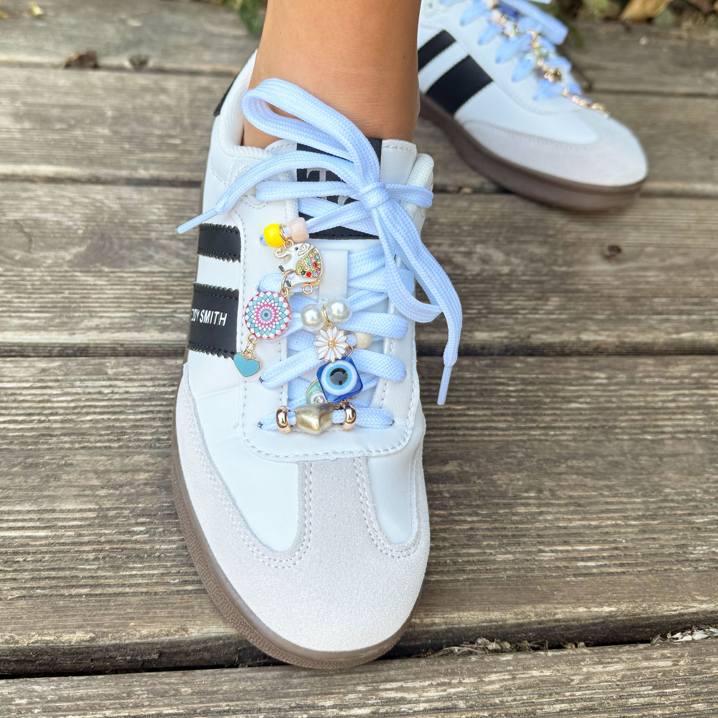 112708155808813_0002