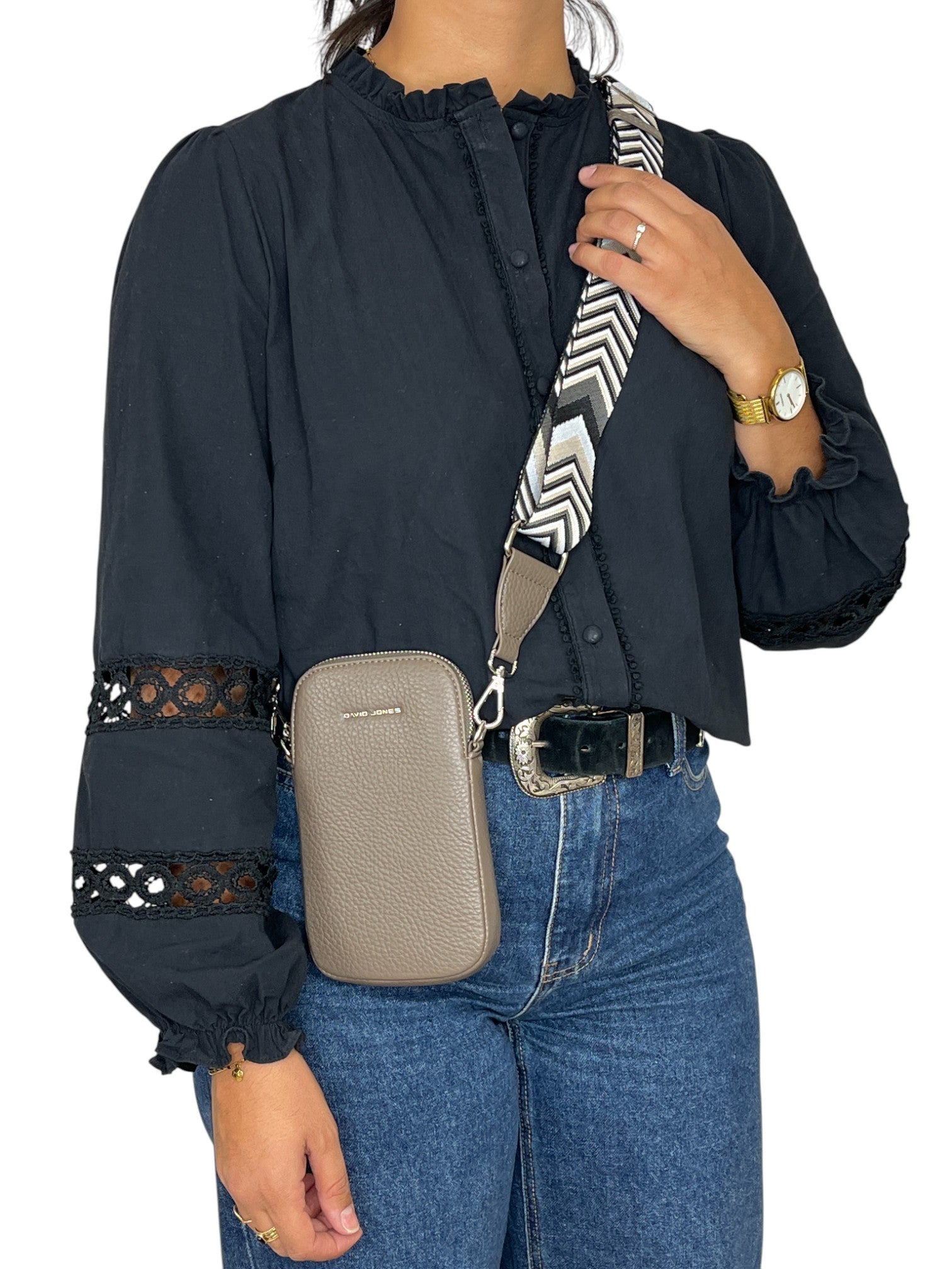 113111246624964_0000