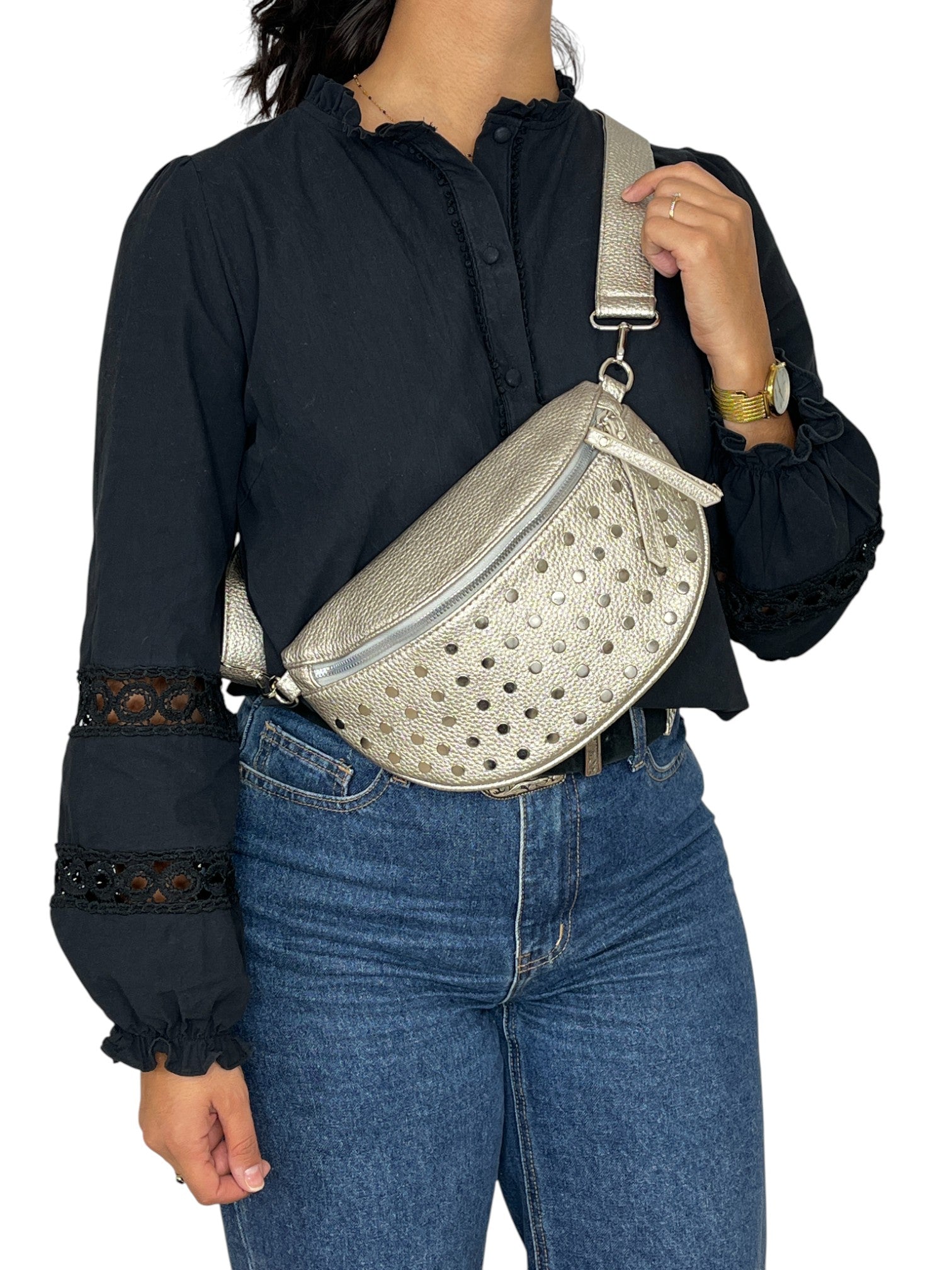 113112694651904_0000