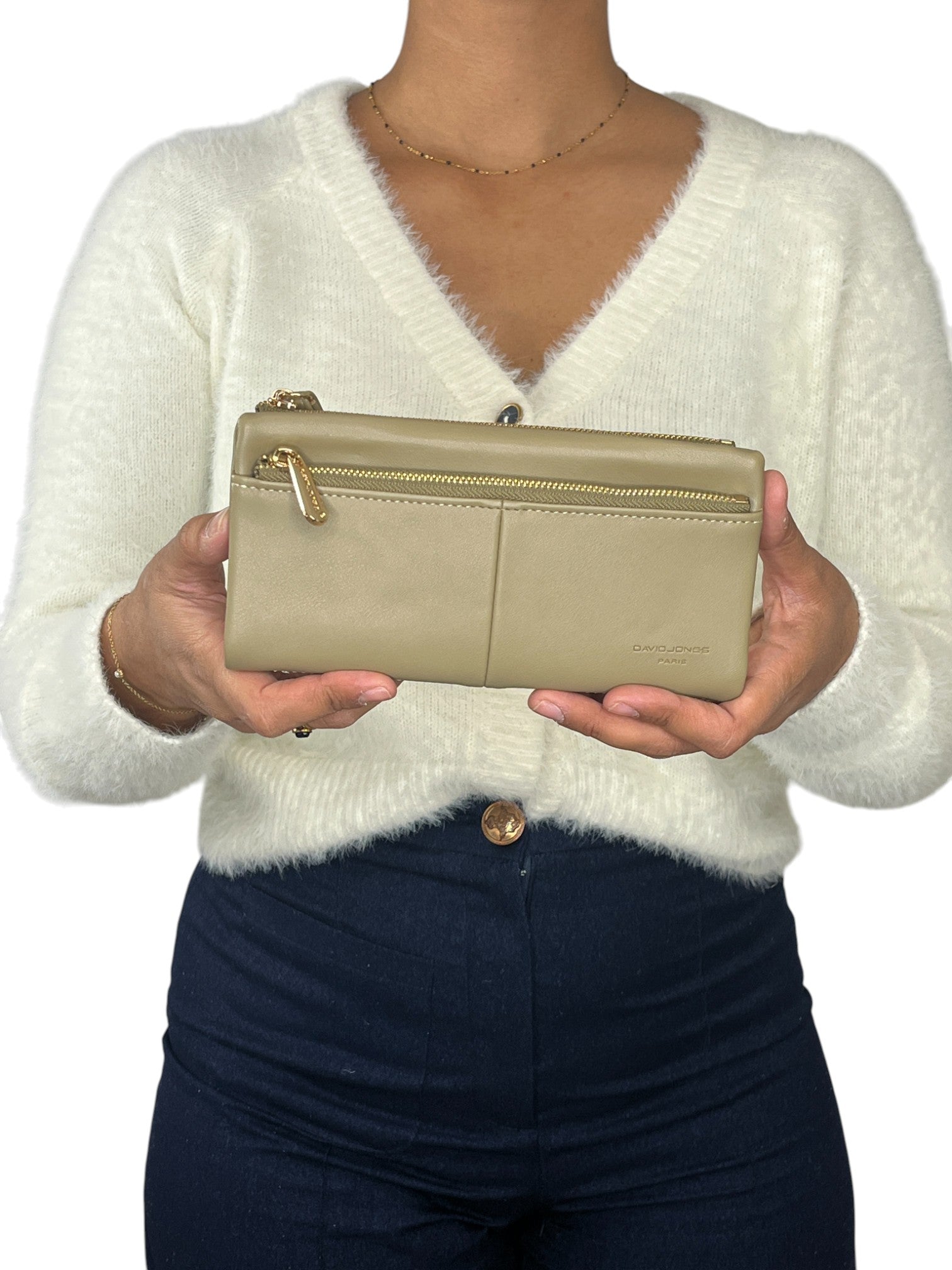 113116421400570_0000