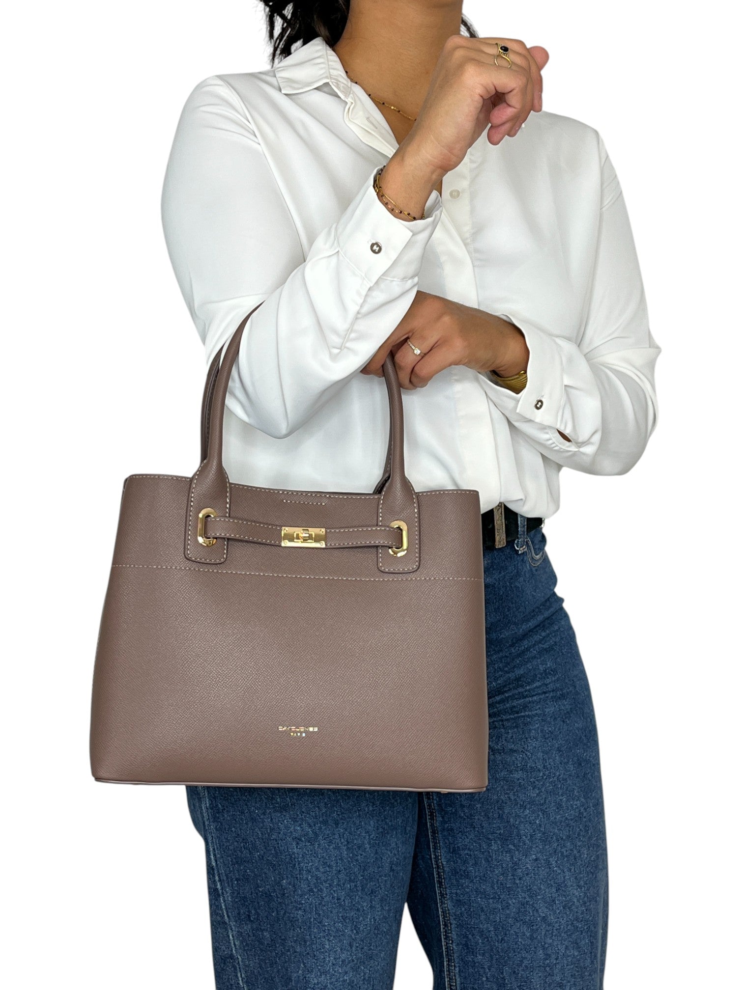 113126975990447_0000