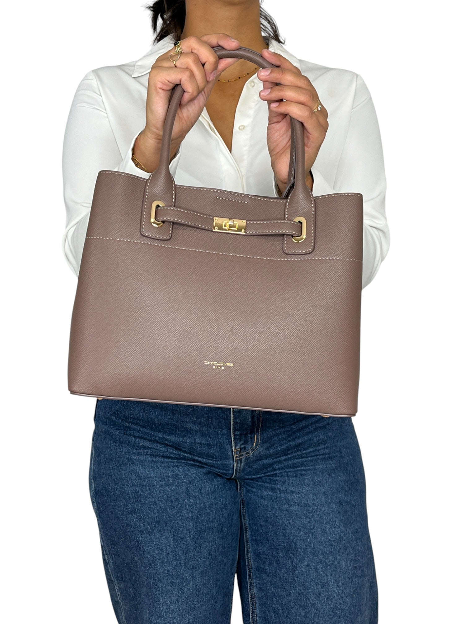 113126975990447_0001