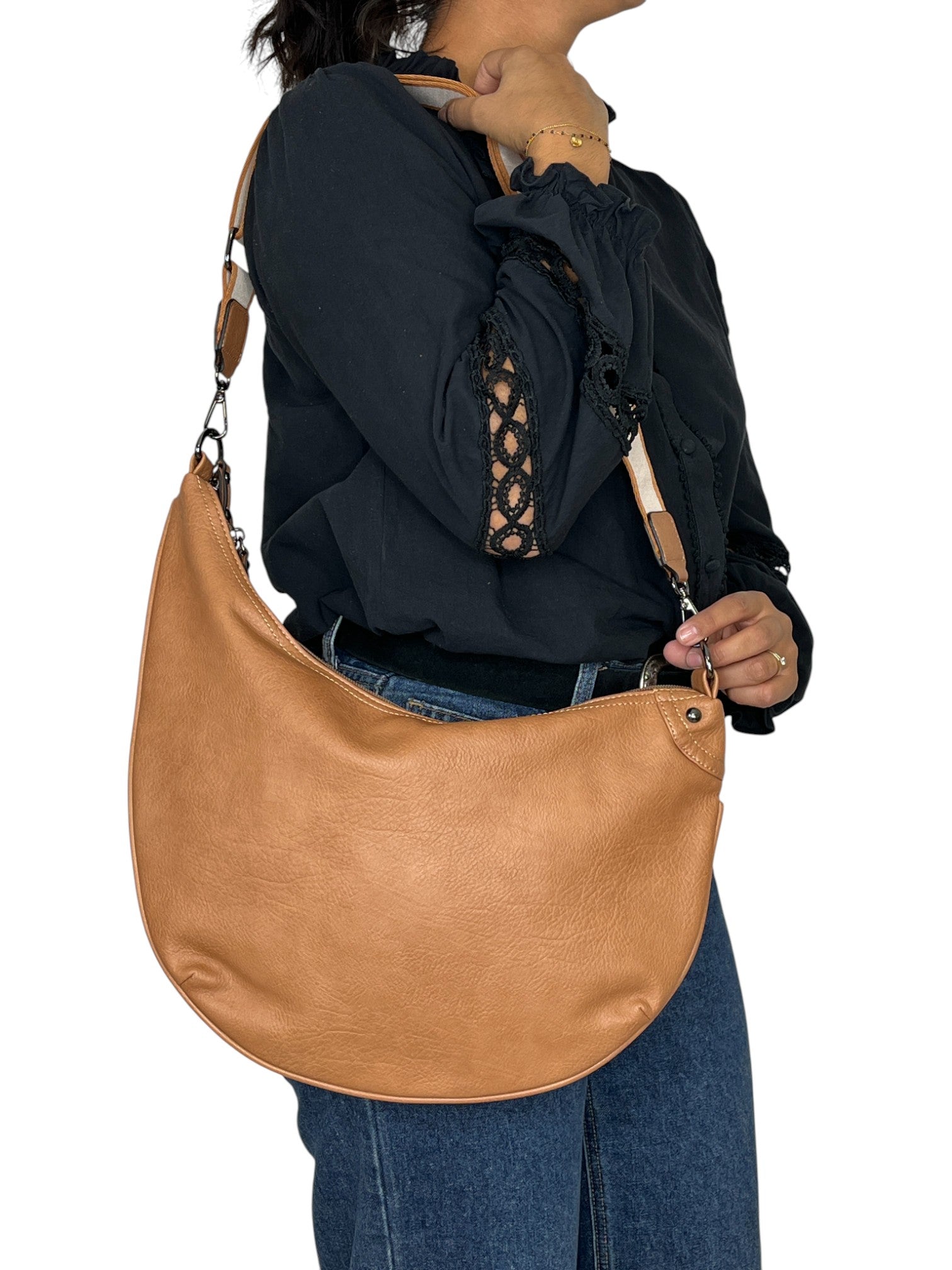 113156552160536_0000