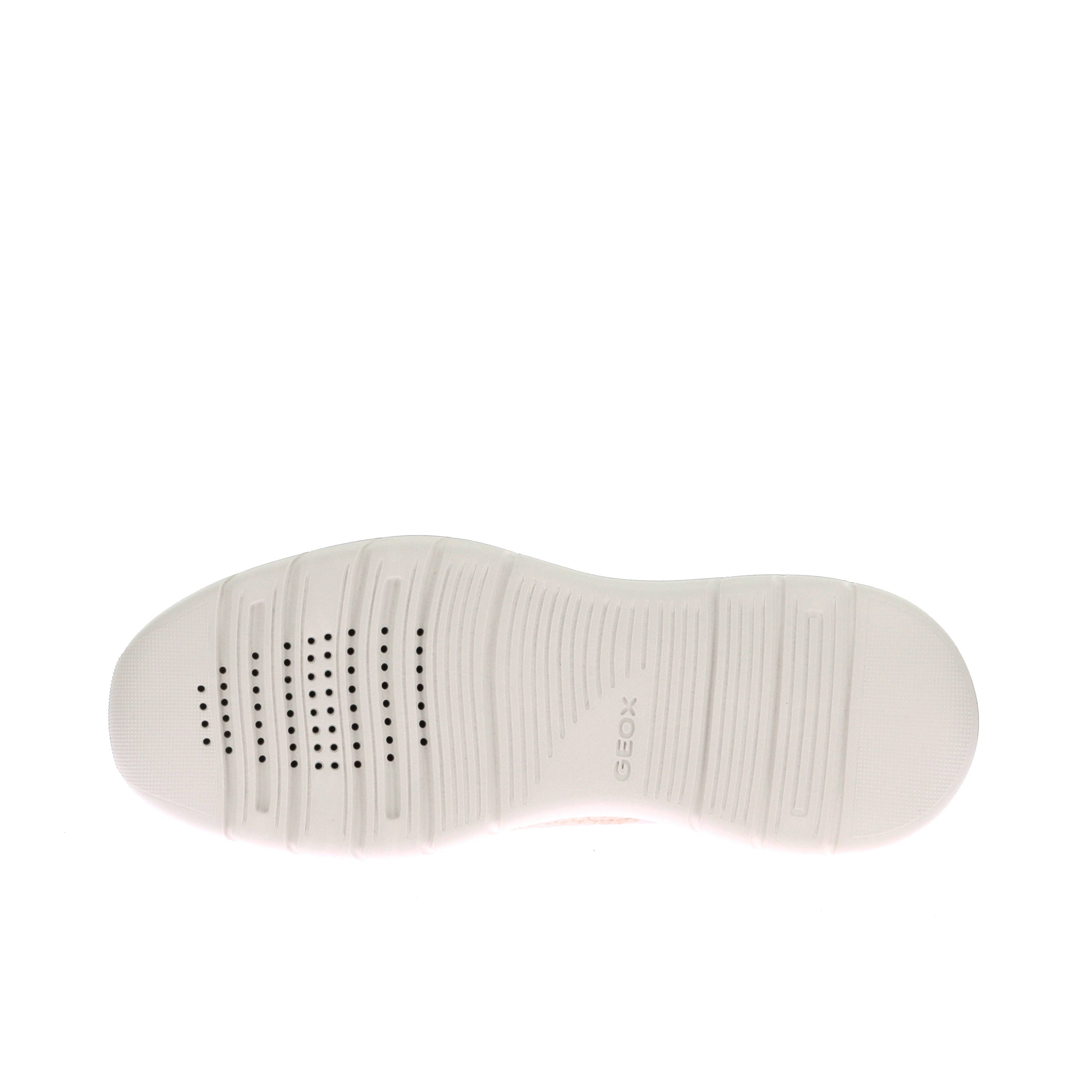 113952195096971_0005