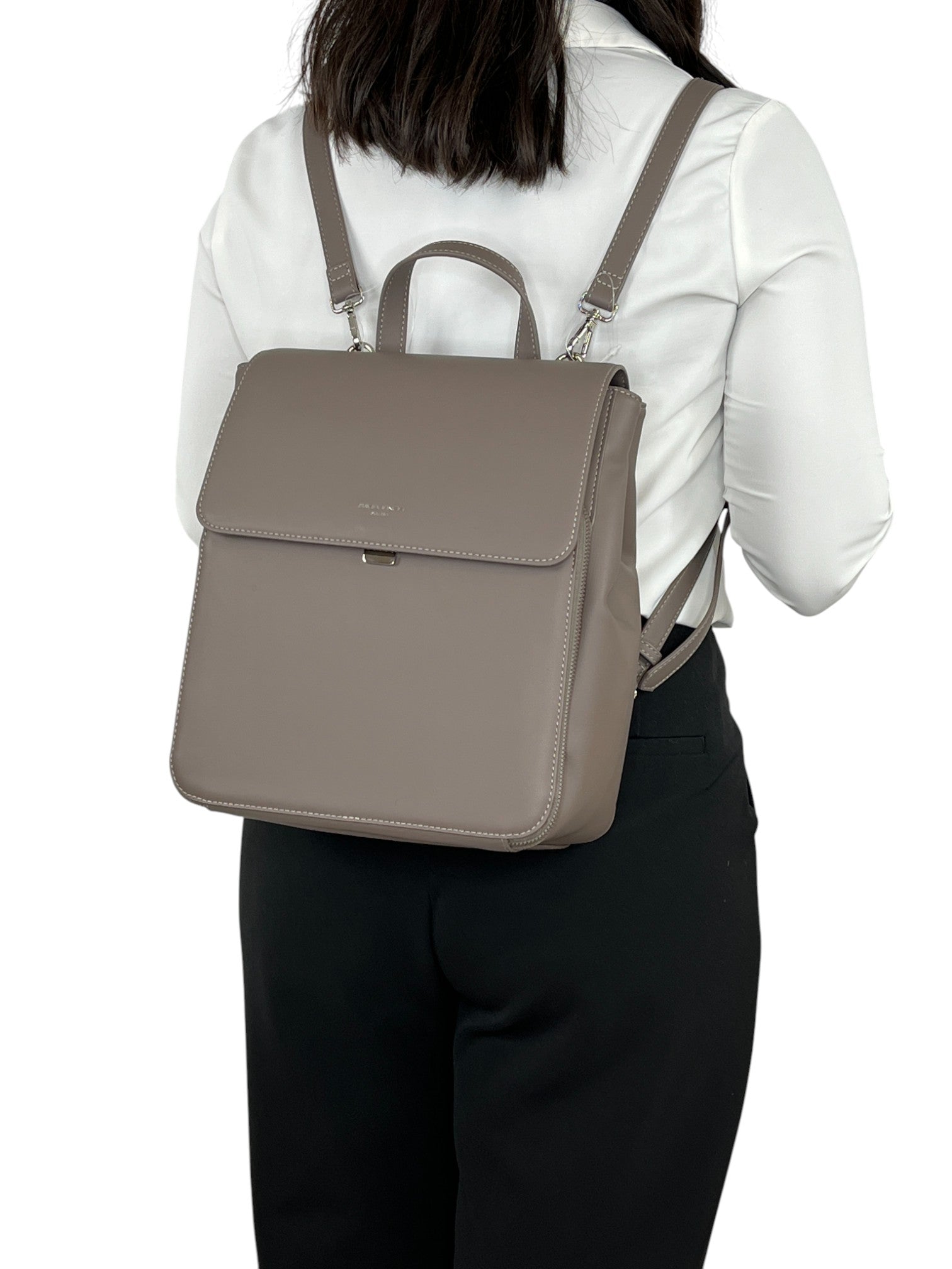 114181608403477_0000