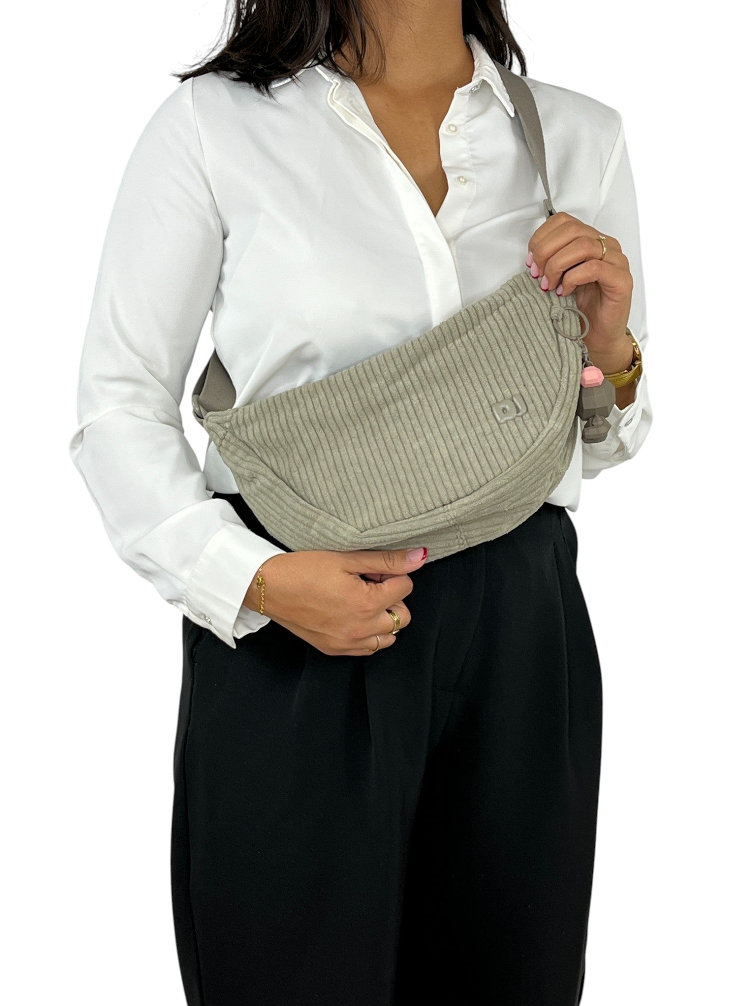 114192773758567_0000