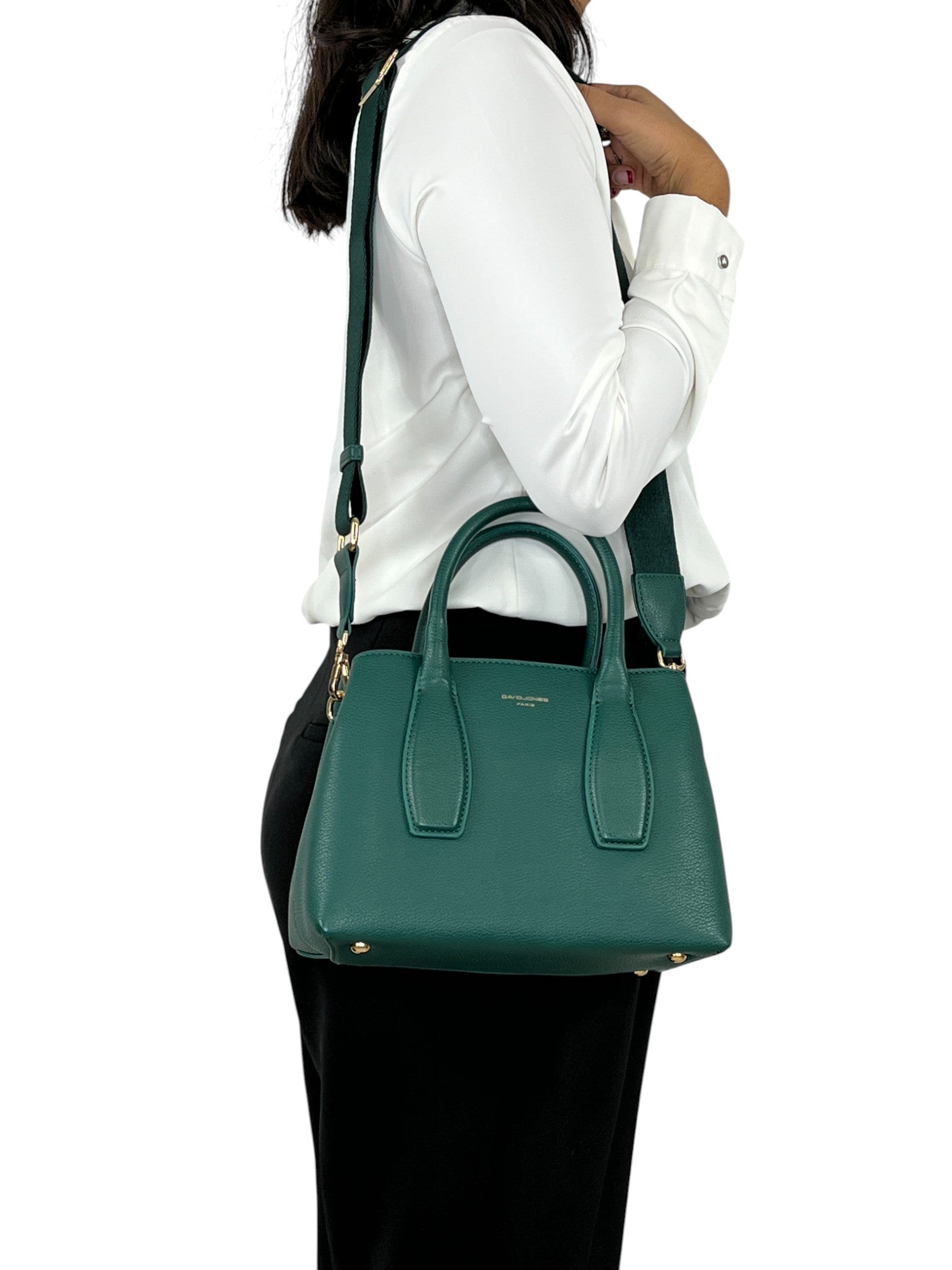 114198818757933_0000