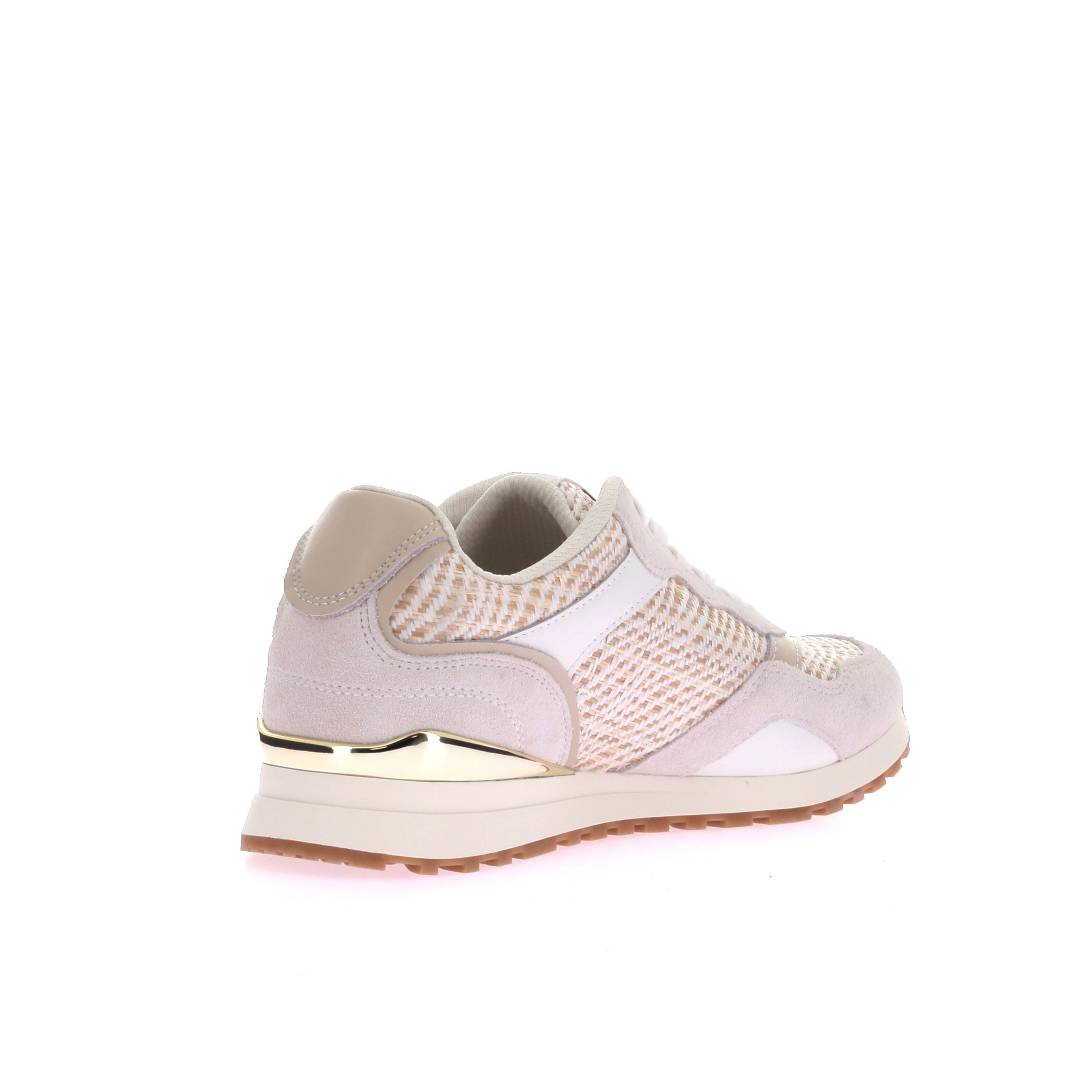 114224489384840_0003