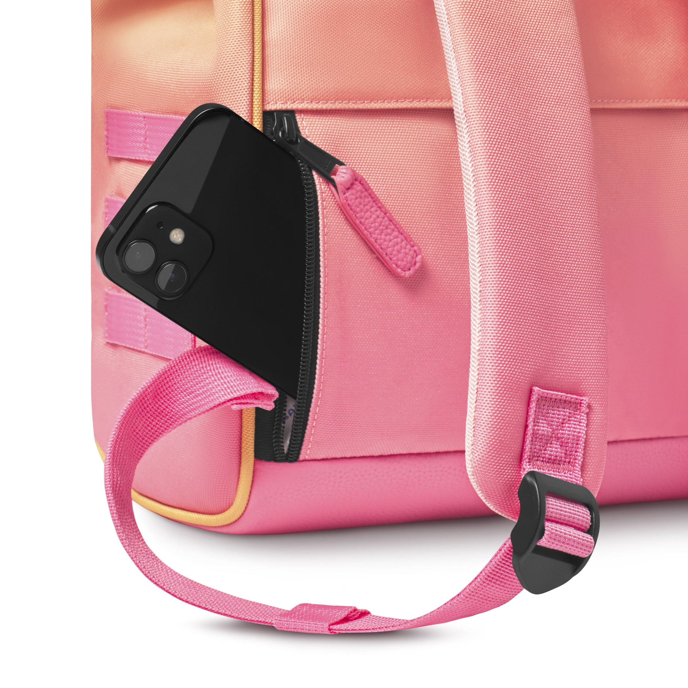 114518269763226_0008