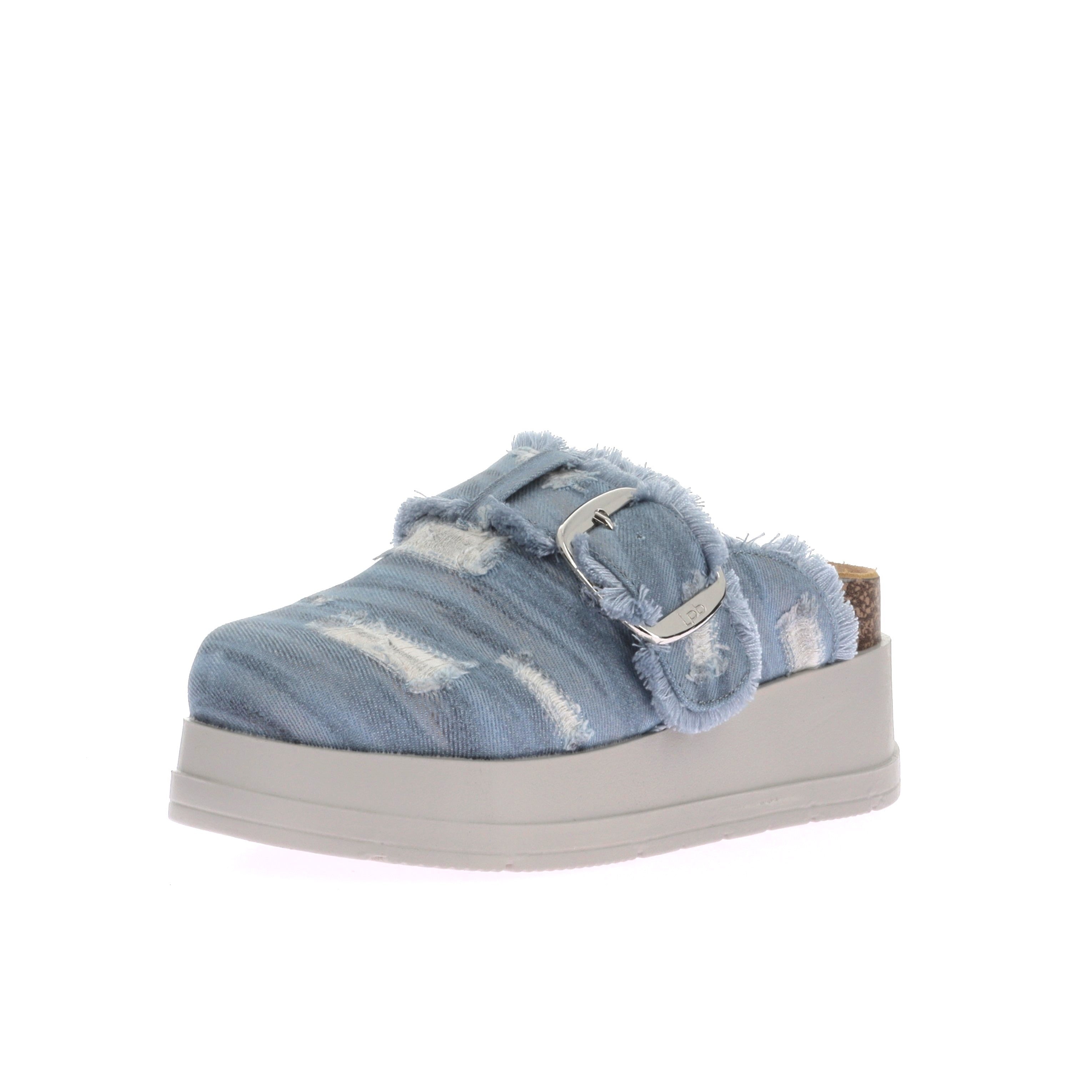 114739749095944_0001