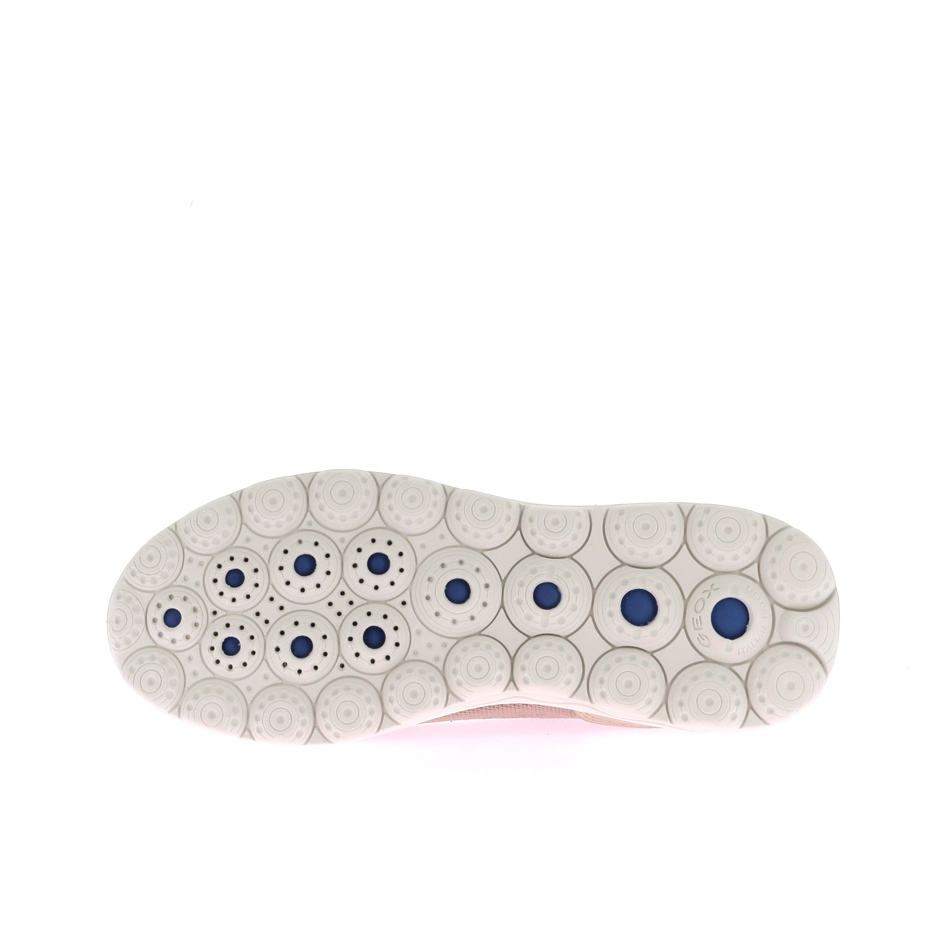 115180351334784_0005