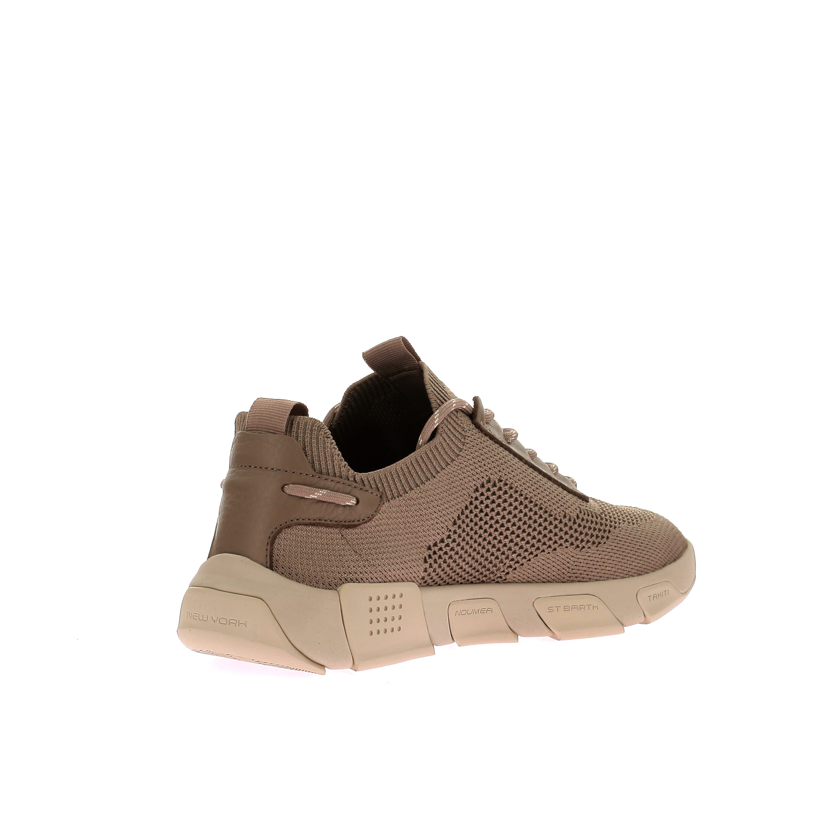 115209878567749_0003