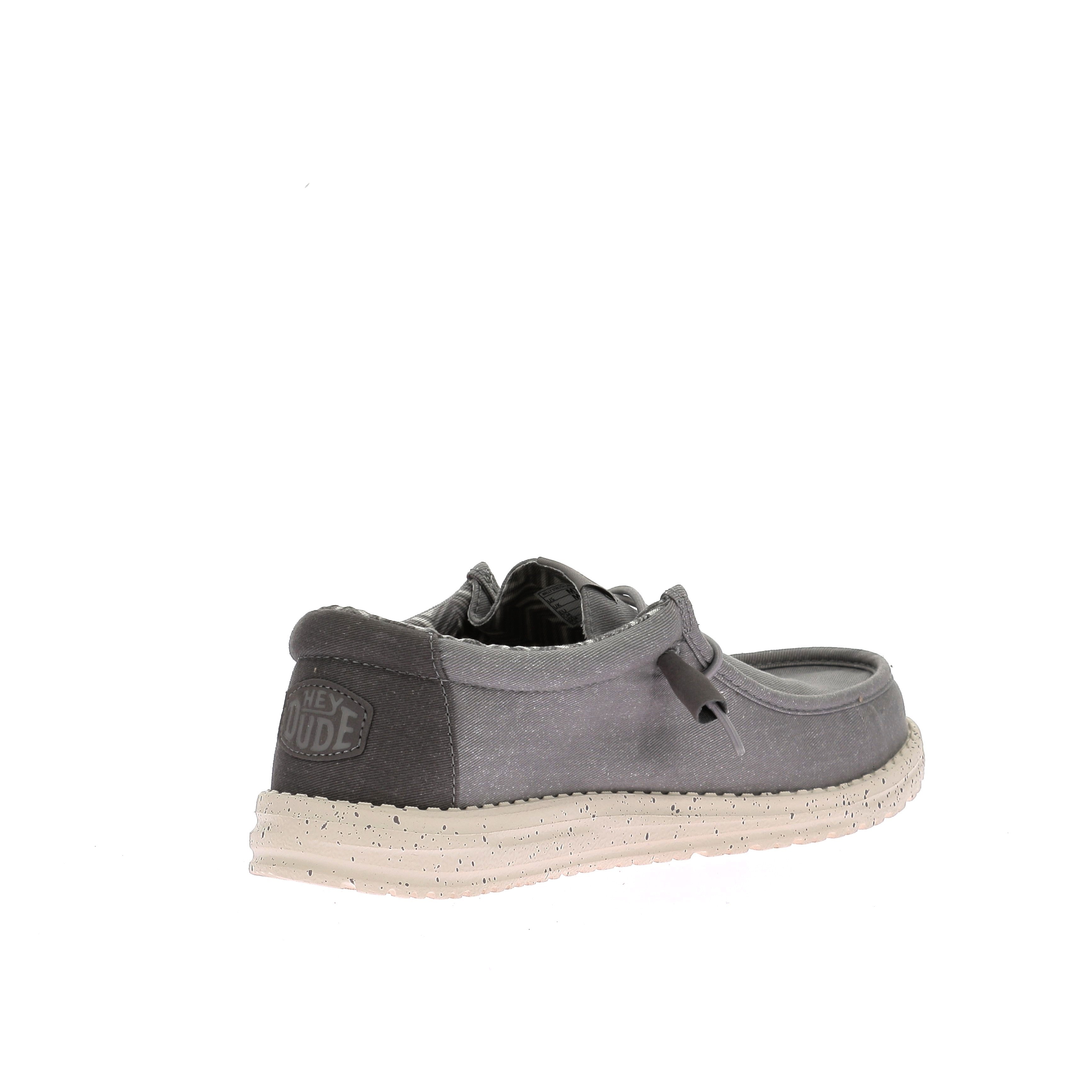 115607880135727_0003